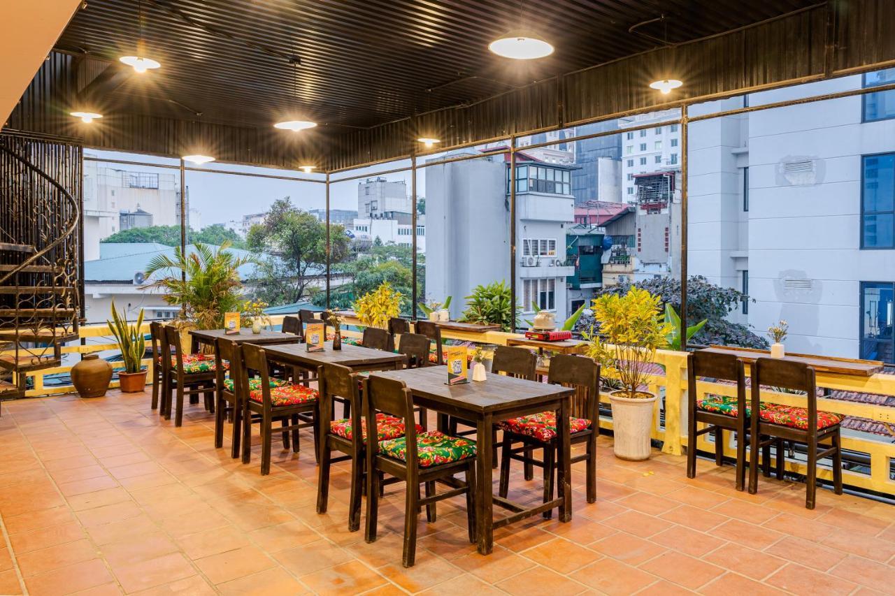 Hanoi Retro 80S Homestay Exteriör bild