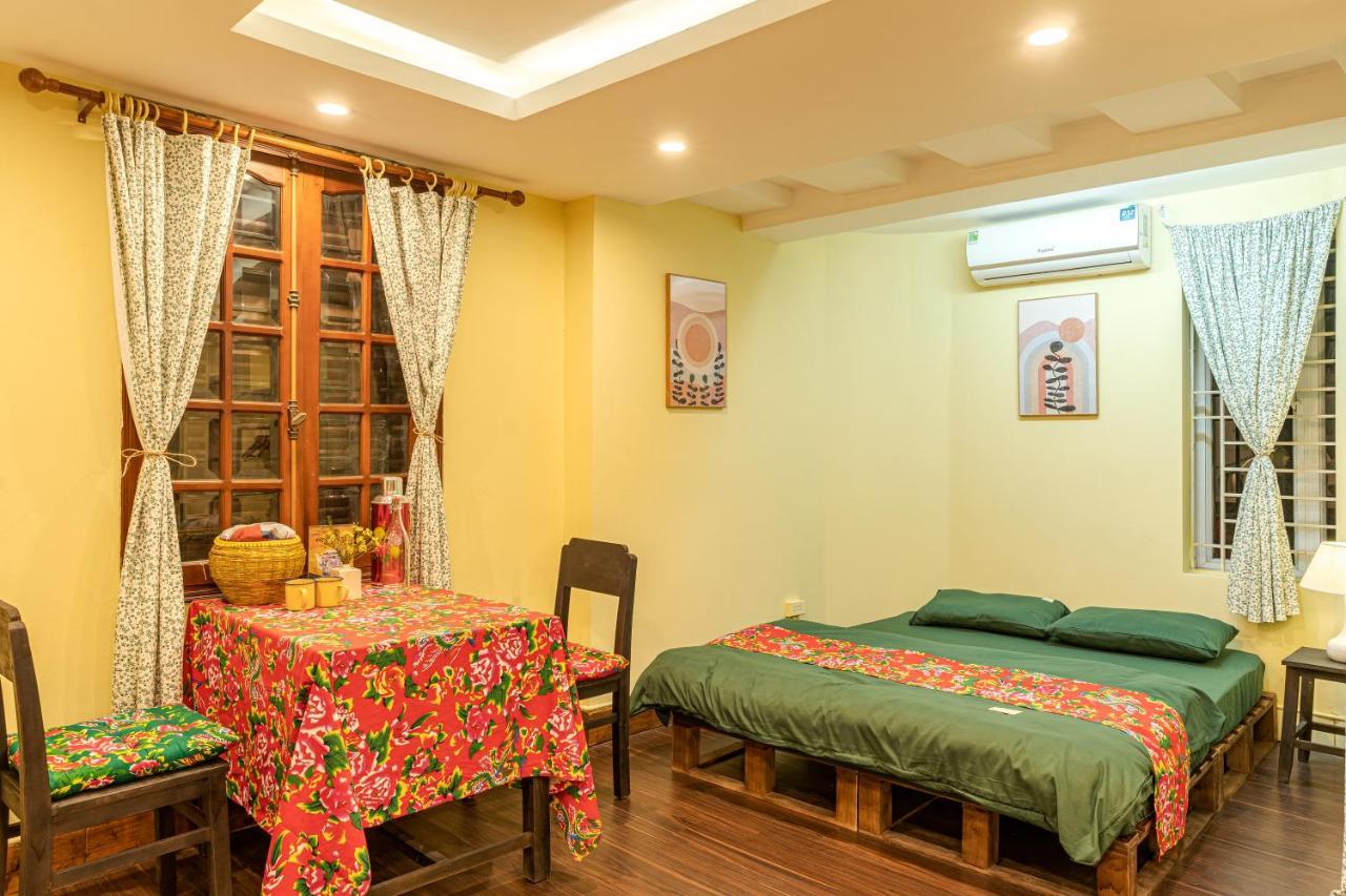 Hanoi Retro 80S Homestay Exteriör bild