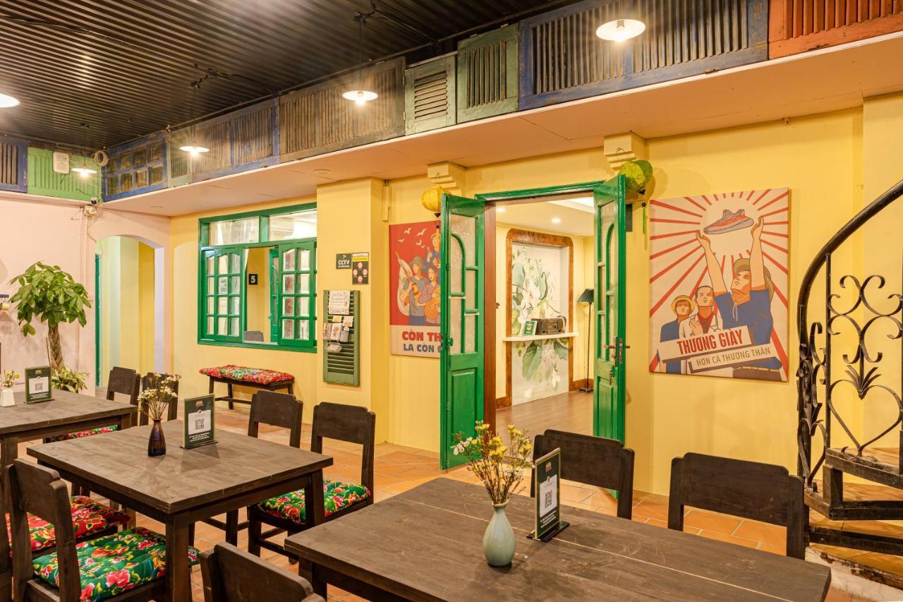 Hanoi Retro 80S Homestay Exteriör bild