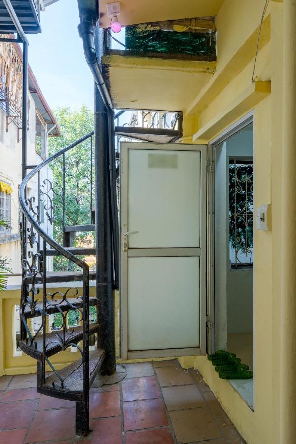 Hanoi Retro 80S Homestay Exteriör bild