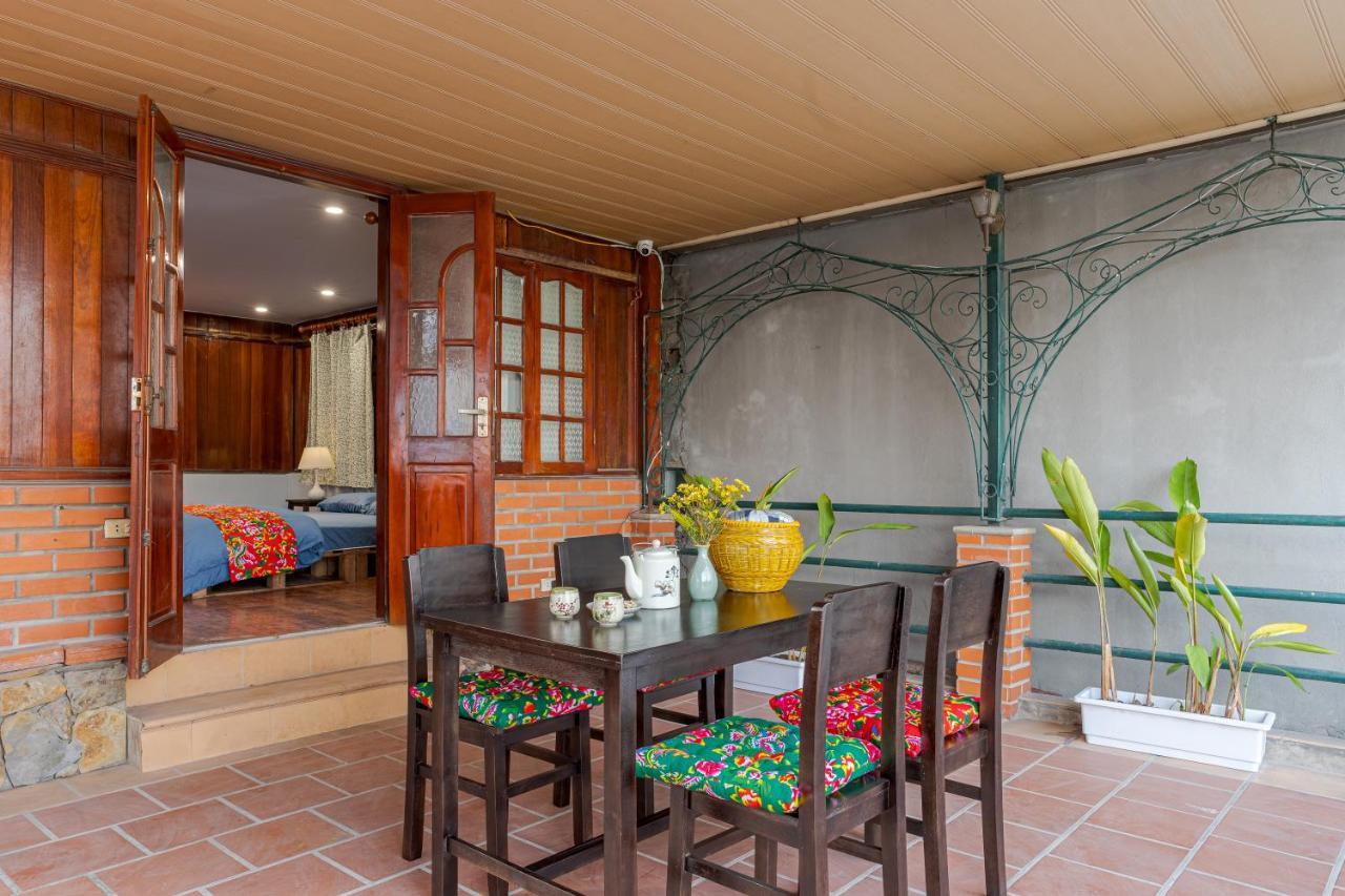 Hanoi Retro 80S Homestay Exteriör bild