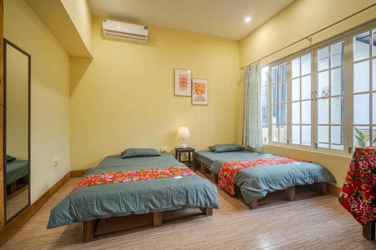 Hanoi Retro 80S Homestay Exteriör bild