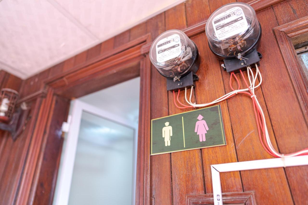 Hanoi Retro 80S Homestay Exteriör bild